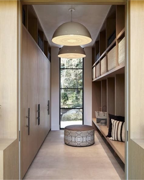 The New Anteroom: Architecture's Decompression Chamber